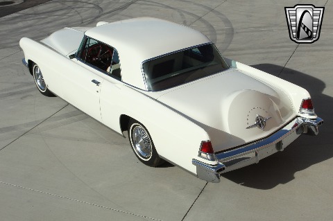 1956 Lincoln Continental image 10