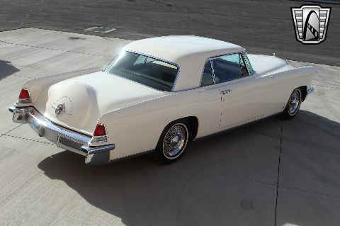 1956 Lincoln Continental image 12