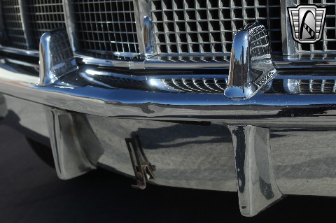 1956 Lincoln Continental image 65