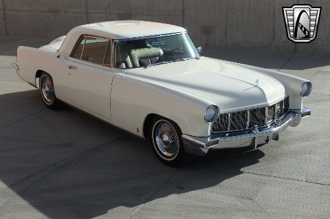 1956 Lincoln Continental image 14