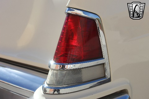 1956 Lincoln Continental image 95