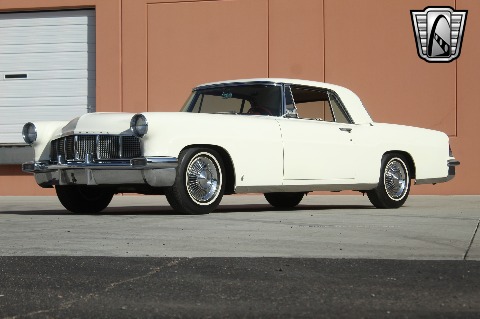 1956 Lincoln Continental image 24