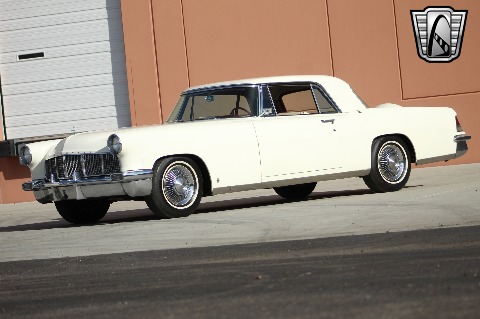 1956 Lincoln Continental image 157