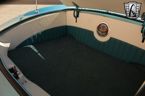 1961 Chevrolet Corvette image 139