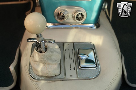 1961 Chevrolet Corvette image 117