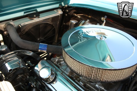 1961 Chevrolet Corvette image 143