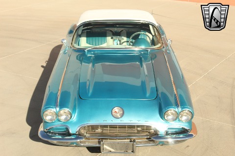 1961 Chevrolet Corvette image 44