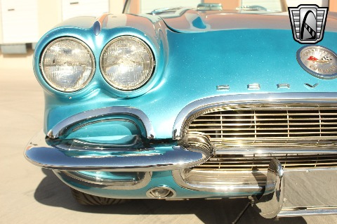 1961 Chevrolet Corvette image 70