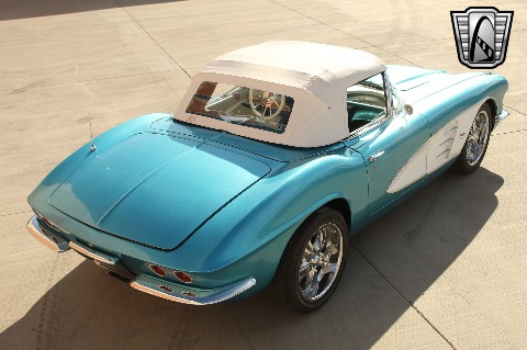 1961 Chevrolet Corvette image 49