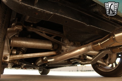 1961 Chevrolet Corvette image 153