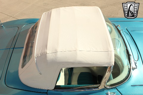 1961 Chevrolet Corvette image 52