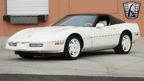 1988 Chevrolet Corvette image 3