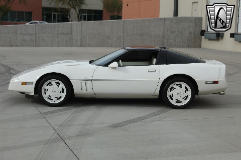 1988 Chevrolet Corvette image 29