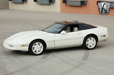 1988 Chevrolet Corvette image 9