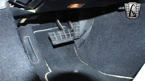 1988 Chevrolet Corvette image 108