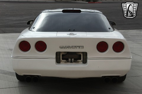 1988 Chevrolet Corvette image 31