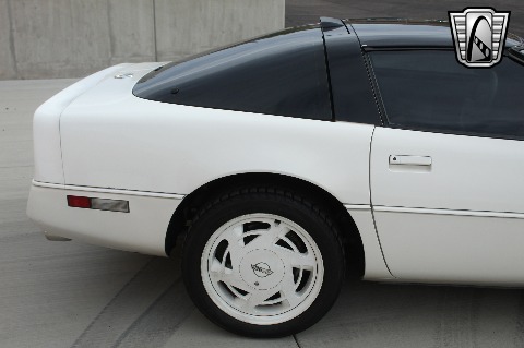 1988 Chevrolet Corvette image 57