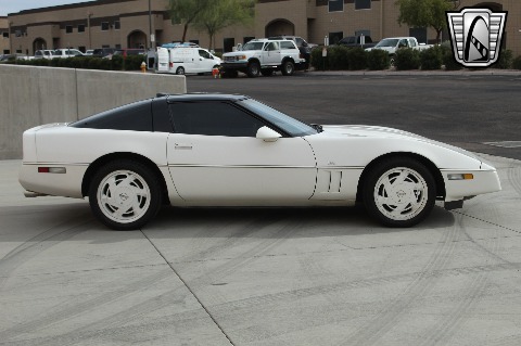 1988 Chevrolet Corvette image 33