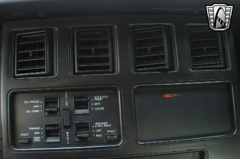 1988 Chevrolet Corvette image 112