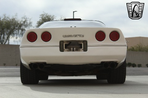 1988 Chevrolet Corvette image 39