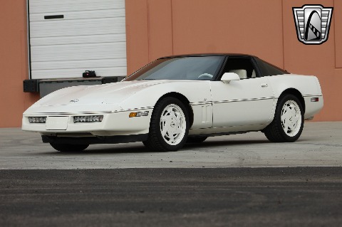 1988 Chevrolet Corvette image 16