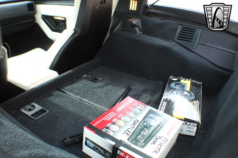 1988 Chevrolet Corvette image 121