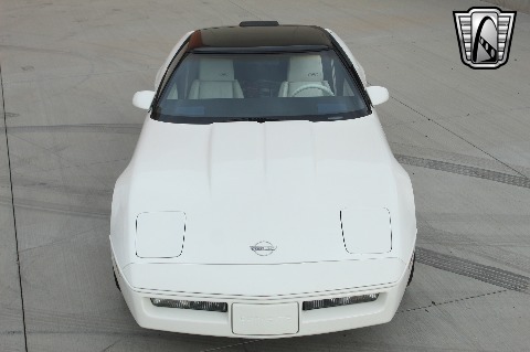 1988 Chevrolet Corvette image 19