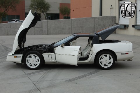 1988 Chevrolet Corvette image 45