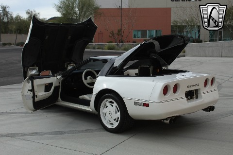 1988 Chevrolet Corvette image 46
