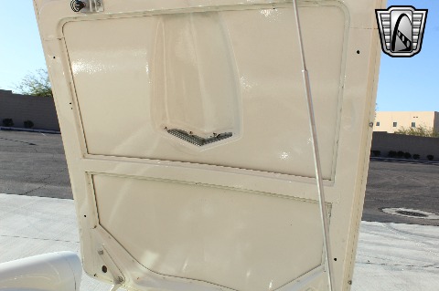 1957 Ford Thunderbird image 127