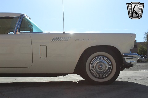 1957 Ford Thunderbird image 53