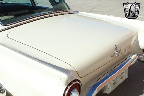 1957 Ford Thunderbird image 83