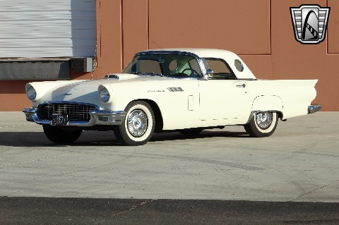 1957 Ford Thunderbird image 9