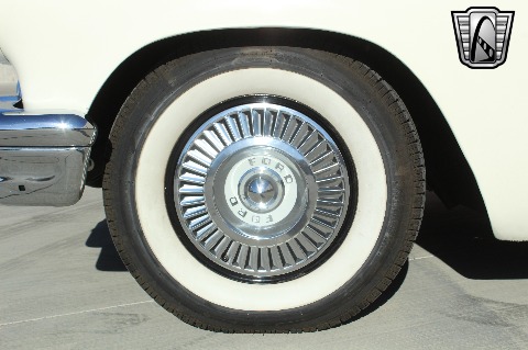 1957 Ford Thunderbird image 86