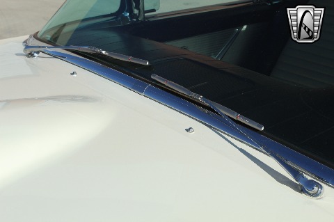 1957 Ford Thunderbird image 62