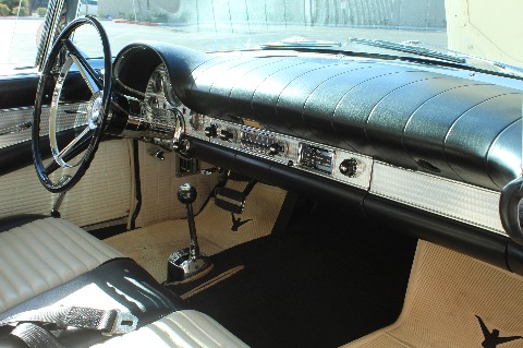 1957 Ford Thunderbird image 113