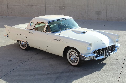 1957 Ford Thunderbird image 18