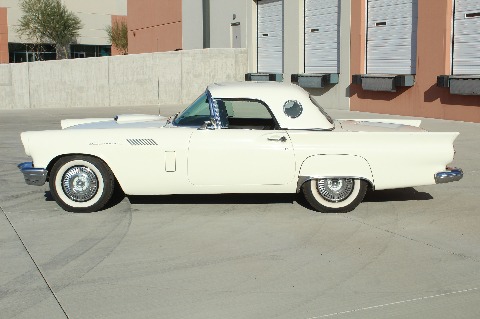 1957 Ford Thunderbird image 21
