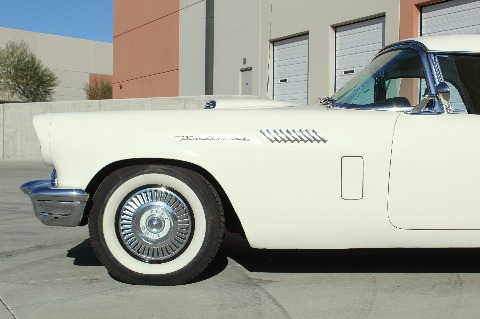 1957 Ford Thunderbird image 47