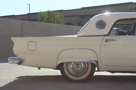 1957 Ford Thunderbird image 49