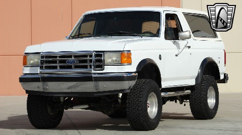 1987 Ford Bronco image 3