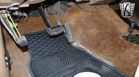 1987 Ford Bronco image 84