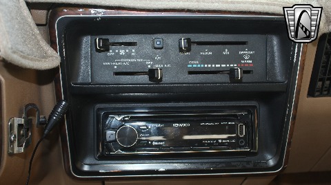 1987 Ford Bronco image 87