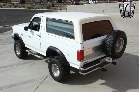 1987 Ford Bronco image 12