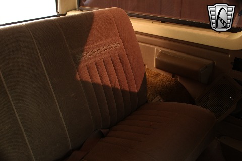 1987 Ford Bronco image 97