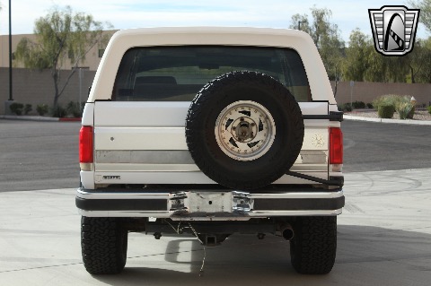 1987 Ford Bronco image 21