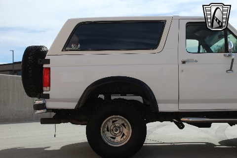 1987 Ford Bronco image 50