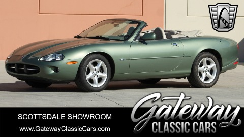 2000 Jaguar XK8 image 2