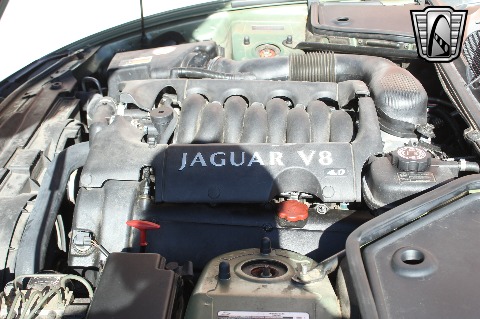 2000 Jaguar XK8 image 100