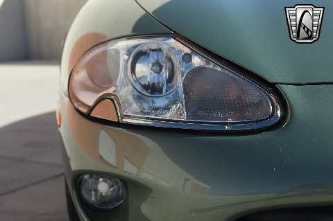 2000 Jaguar XK8 image 53